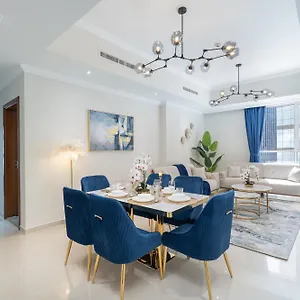شقة Dunya Tower Luxury And 2 Min Walk To Mall And Burj Khalifa In Heart Of Downtown, دبي