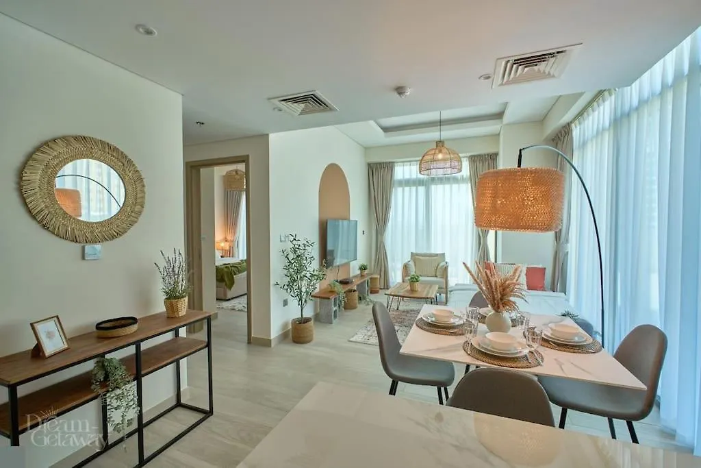 Bright 1Bdr Massive Terrace Overlooking Downtown Dubai United Arab Emirates