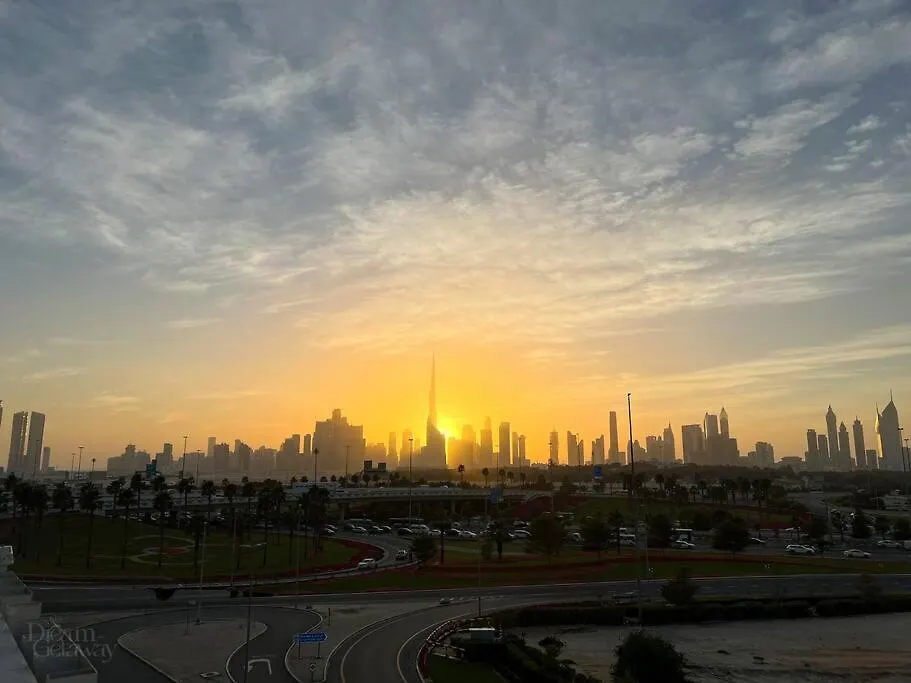 Bright 1Bdr Massive Terrace Overlooking Downtown Dubai